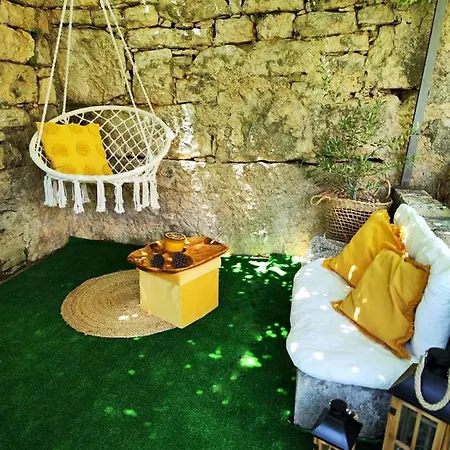Apartman Mira *