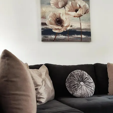 Apartman Mira *